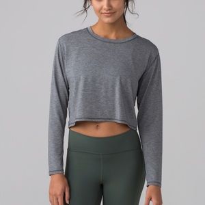 LULULEMON CROP TOP